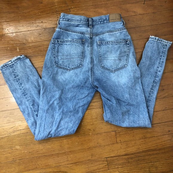 American Eagle Highest Rise Mom Jeans Size 00 - Picture 4 of 12